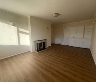 2 bedroom bungalow to rent - Photo 2