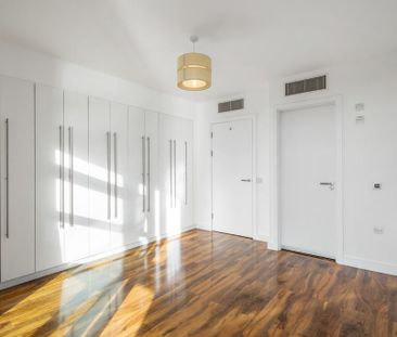 3 bedroom penthouse to rent - Photo 6