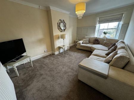 3 bedroom apartment to rent - Photo 4