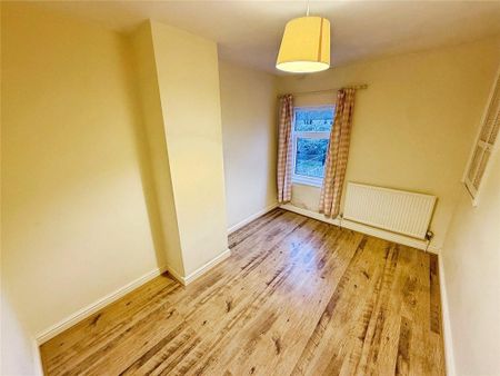 2 bedroom terraced house to rent - Photo 3