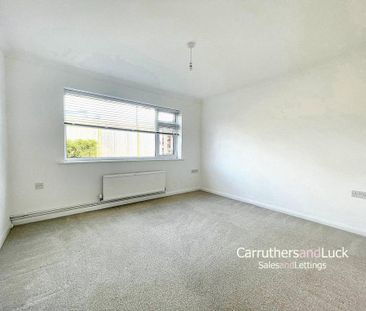 3 bedroom detached bungalow to rent - Photo 1