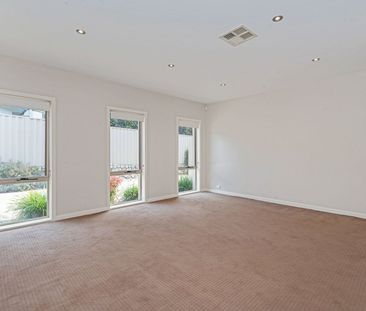 6 Keyar Street, O'Malley ACT 2606 - House For Rent | Domain - Photo 1