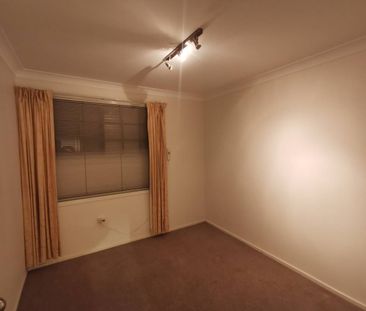 THREE BEDROOM HOME IN SOUTH TAMWORTH - Photo 5