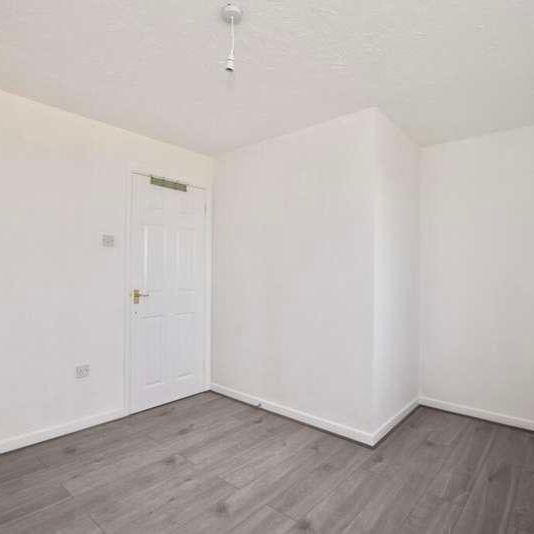 Philimore Close, London, SE18 - Photo 1