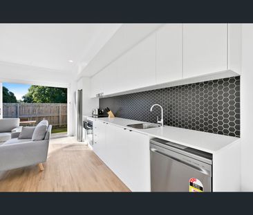 R1 1/4 Jubilant St, Morayfield, Qld 4506 - Photo 4