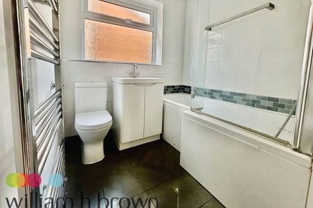 Vaughan Close - Photo 4