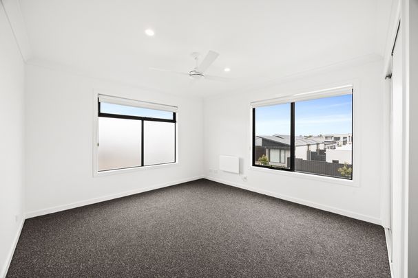 Contemporary Living in Mickleham - Photo 1