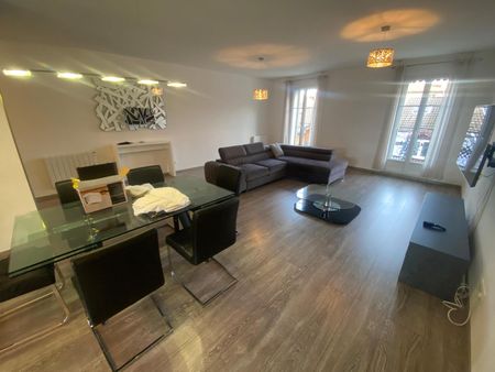 Location Appartement 5 pièces 116m² EVIAN LES BAINS 74500 - Photo 4