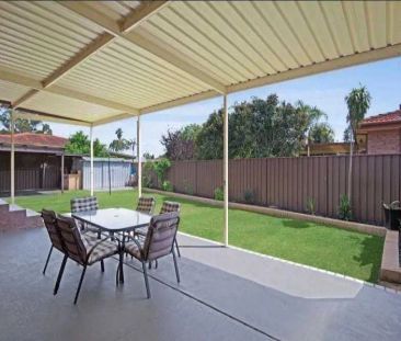 42 Tallagandra Drive, Quakers Hill NSW 2763 - Photo 3