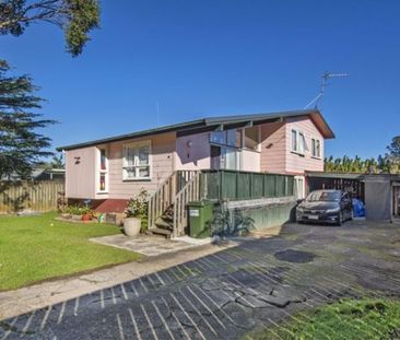 Family-Friendly Home for Rent in Onerahi – Available from 25 November - Photo 1