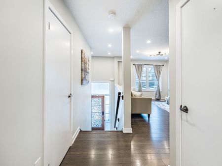 For Lease - 98 Crafter Crescent, Hamilton, Ontario - Photo 3