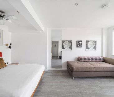 Studio to rent - Photo 2