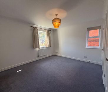 4 bedroom detached house to rent - Photo 4