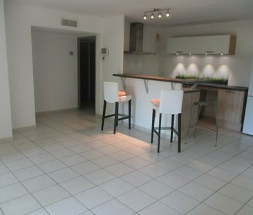 NIMES PUECH DU TEIL - T2 avec CLIMATISATIOIN, JARDIN et GARAGE - Photo 2