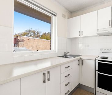 11 / 20 Alexandra Road - Photo 1