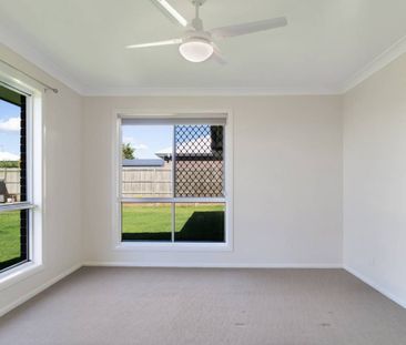 Modern Family Comfort with Space, Style and Convenience - Photo 6