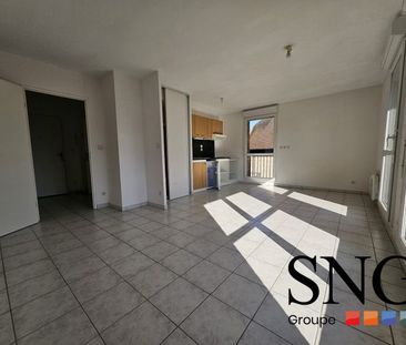 T1 AVEC BALCON +PARKING - Photo 1