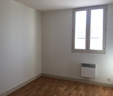 Location Appartement 2 pièces 49m² ORLEANS 45000 - Photo 4