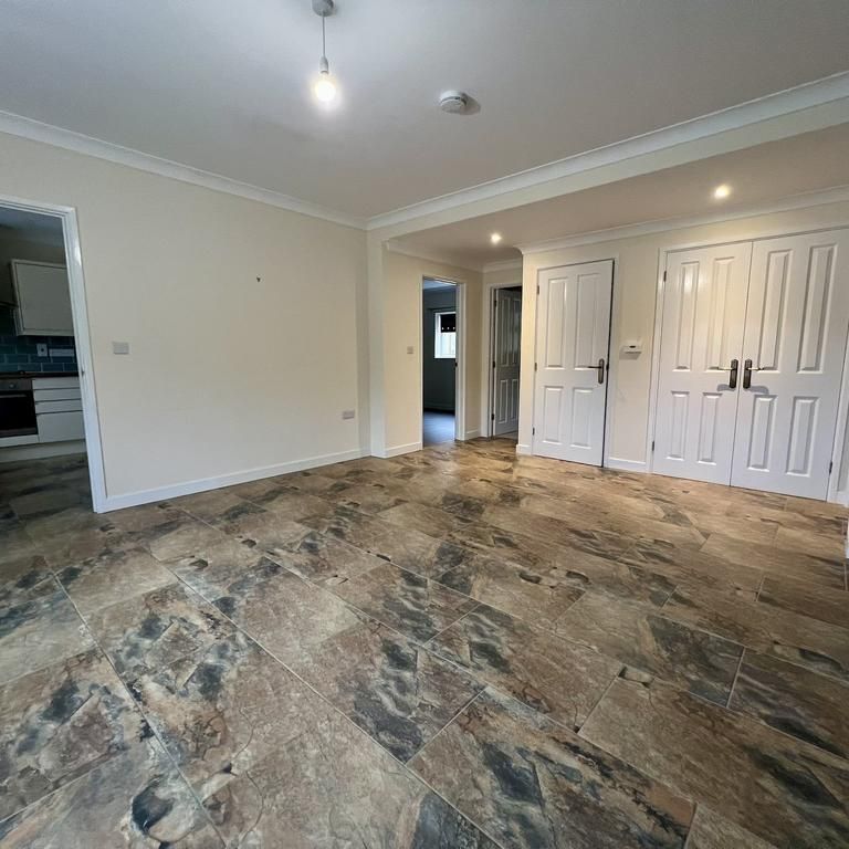 3 bedroom bungalow to rent - Photo 1