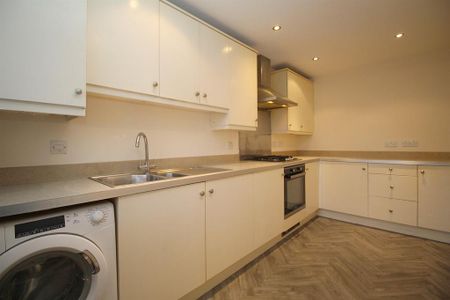 3 bedroom townhouse to rent - Photo 2