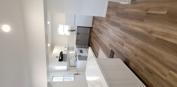 House for Rent - Photo 2