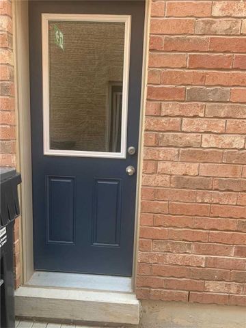 For Lease - 114 Rising Hill Ridge, Brampton, Ontario - Photo 2