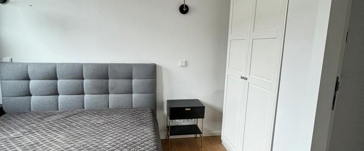 2-Zimmer-Wohnung am Friedensengel – möbliert & modern - Foto 1