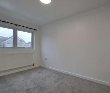 Alvis Avenue, Jaywick, Clacton-on-sea, CO15 - Photo 2