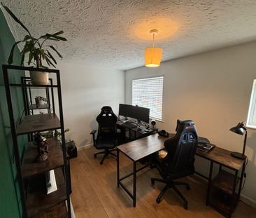 3 bedroom House To Let Total Size: 958 SQ FT - Photo 4