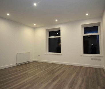 Apartment on Gladstone Terrace, Barrowford - Photo 3