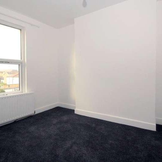Wrotham Road, Gravesend, Kent, DA11 - Photo 1