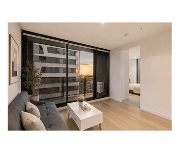 Fully Furnished One-Bedroom Apartment on Level 27 I Empire Melbourne - Photo 1