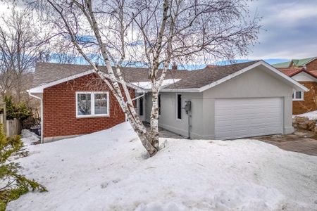 For Lease - 92 LILLIAN Crescent Unit# Main Floor, Barrie, Ontario - Photo 5