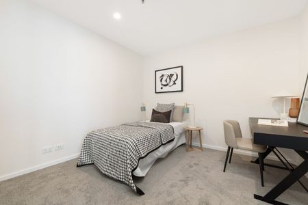 Architectural Elegance With Great Flexibility - Photo 4