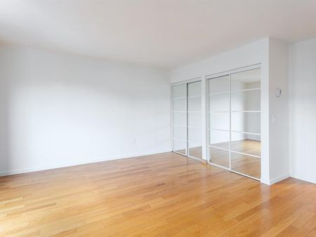 5065 Rue Notre Dame O. - Photo 2