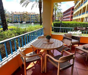 Luxury Apartment for rent in Sotogrande, Andalusia - Photo 1