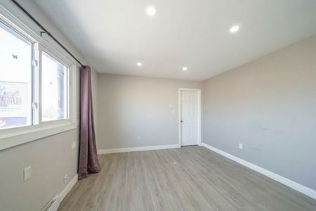 For Lease - 438 Highway 8 N/A Unit# #2 Upper, Hamilton, Ontario - Photo 4