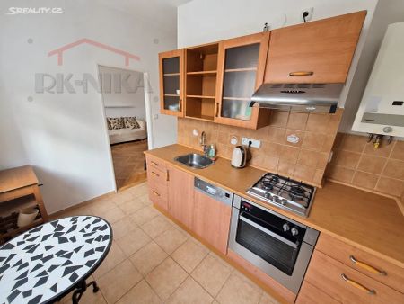 Pronájem bytu 2+1 56 m² - Photo 4