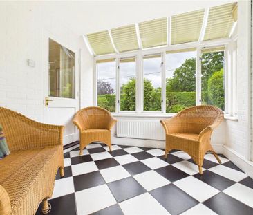 4 bedroom detached house to rent - Photo 2