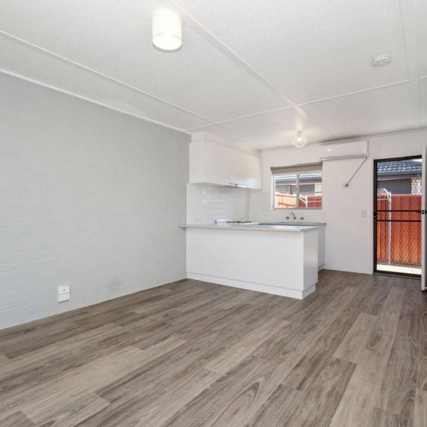 RENOVATED ONE BEDROOM UNIT - Photo 1