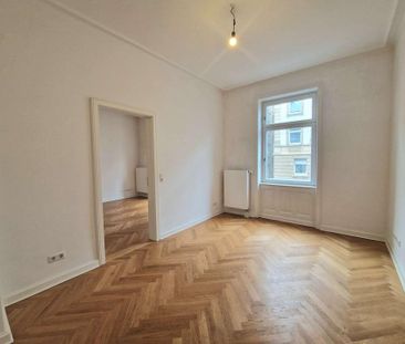 Stilvoll sanierter Altbau mit Balkon im beliebten Stuttgarter-Weste... - Foto 1