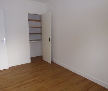 Appartement à louer - REIMS PROX. PLACE LUTON - Photo 3