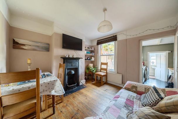 3 bedroom terraced house to rent - Photo 1