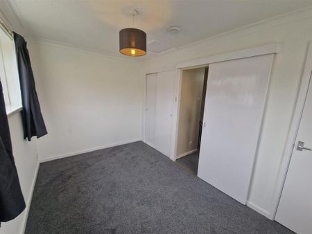 1 bedroom semi-detached house to rent - Photo 3