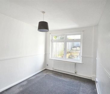 2 bedroom terraced bungalow to rent - Photo 4