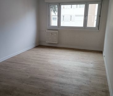 Location Appartement 3 pièces 64m² - Photo 5