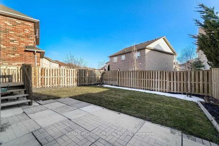 For Lease - 23 Calderstone Drive, Brampton, Ontario - Photo 2