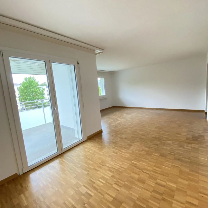 3.5 Zimmer, 77 m², 2. Stock - Photo 1