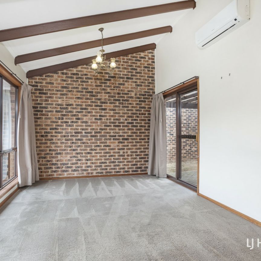 5 Ware Place, Belconnen ACT - Photo 1