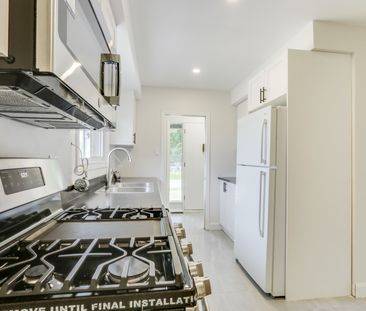 For Lease - 207 Cairn Street, London South, Ontario - Photo 3